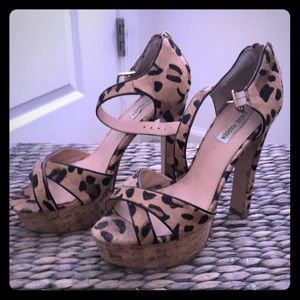 Leopard print SM pumps